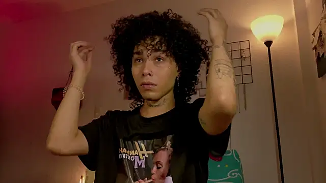 Snapshot of seven7xis chatting on 02-27-26, 04:12 seven7xis online show from 02-27-26, 04:12