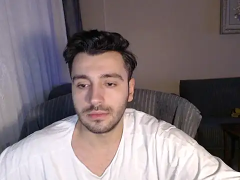 handsomeee04 online show from 11-15-25, 09:54