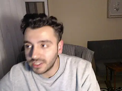 handsomeee04 online show from 11-17-25, 10:37