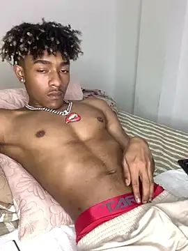 Boy cock18 online show from 01-01-25, 11:29
