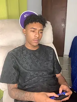 Boy cock18 online show from 10-12-25, 03:33