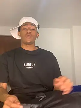 Boy cock18 online show from 11-26-25, 07:53