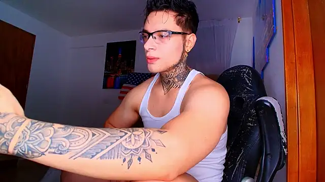 DennisWalkerr online show from 10-09-25, 11:58