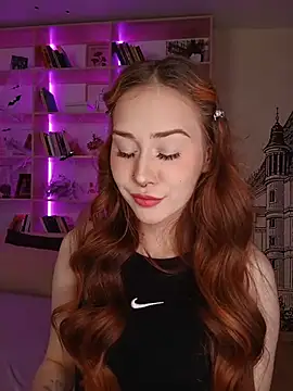 SashaMeow online show from 10-24-25, 04:36