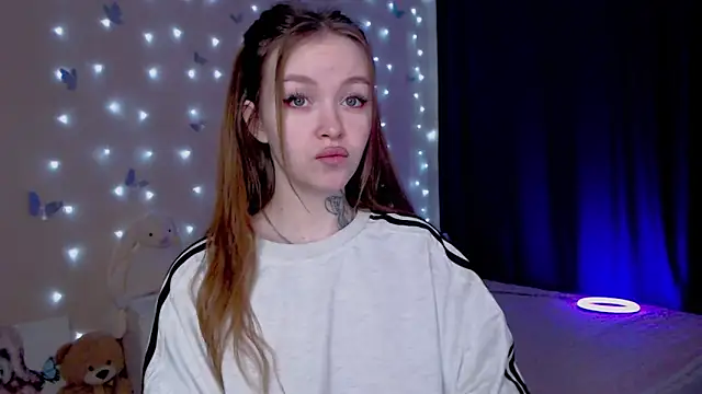 Snapshot of Naughty_Mable chatting on 02-14-26, 01:24 Naughty Mable online show from 02-14-26, 01:24