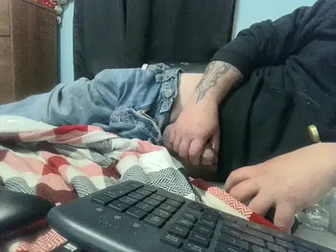 Snapshot of party51502 chatting on 11-25-25, 08:14 party51502 online show from 11-25-25, 08:14