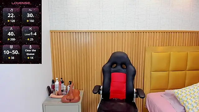 Snapshot of LOLAMAXI chatting on 11-04-25, 03:27 LOLAMAXI online show from 11-04-25, 03:27