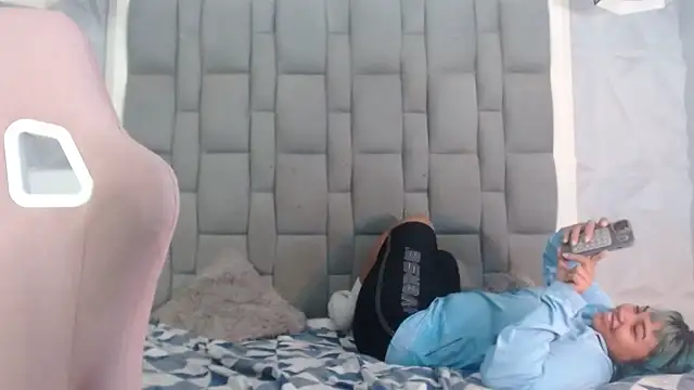 andy dan18 online show from 11-07-25, 03:34