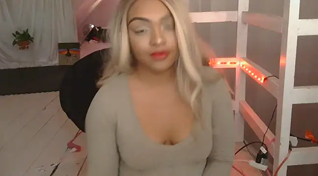 jaslenelovely online show from 01-08-25, 03:39