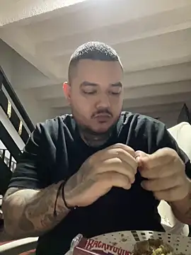 El Titan1998 online show from 01-07-25, 11:37