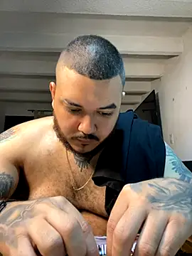 El Titan1998 online show from 09-18-25, 11:01