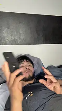 Snapshot of Beboteejoel chatting on 11-22-25, 04:06 Beboteejoel online show from 11-22-25, 04:06