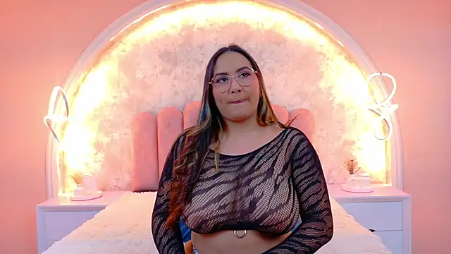 MiaLaurents online show from 11-09-25, 04:22