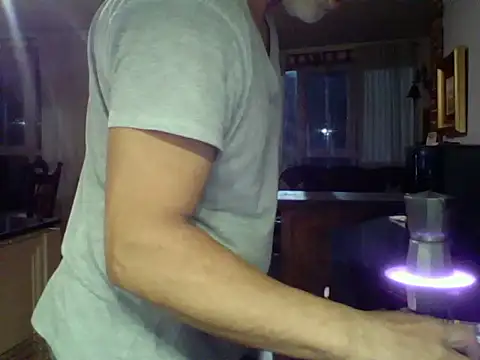 kevincumporn online show from 10-22-25, 02:23