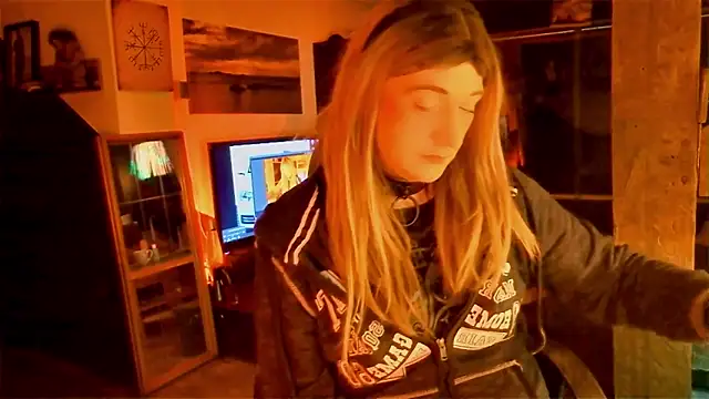 Snapshot of DYasmin69 chatting on 02-28-26, 09:38 DYasmin69 online show from 02-28-26, 09:38