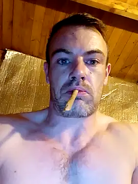 Snapshot of Eddyfrancis87 chatting on 11-24-25, 03:28 Eddyfrancis87 online show from 11-24-25, 03:28