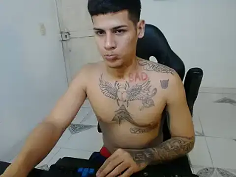 Snapshot of Clyde019 chatting on 01-29-25, 11:56 Clyde019 online show from 01-29-25, 11:56