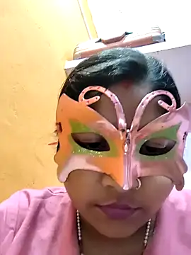 Snapshot of sweet_suman chatting on 01-11-25, 03:52 sweet suman online show from 01-11-25, 03:52