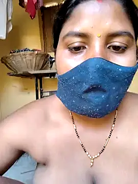 Snapshot of sweet_suman chatting on 02-08-25, 08:31 sweet suman online show from 02-08-25, 08:31