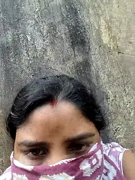 Snapshot of sweet_suman chatting on 09-11-25, 04:23 sweet suman online show from 09-11-25, 04:23