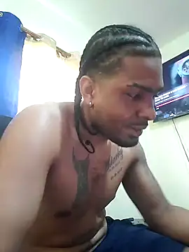 Snapshot of Hauterdam chatting on 02-07-25, 09:04 Hauterdam online show from 02-07-25, 09:04