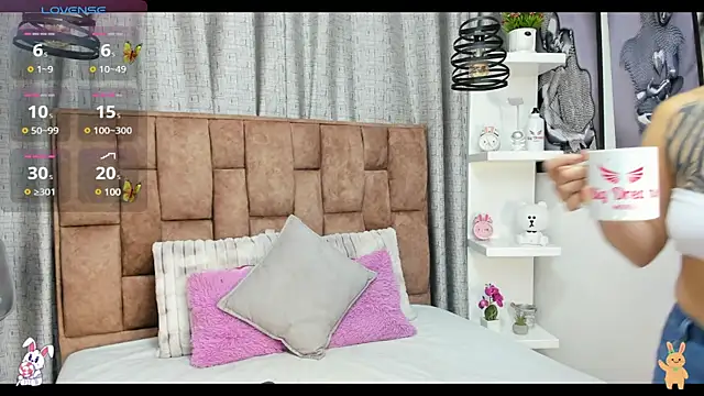paris noa online show from 02-11-25, 07:38