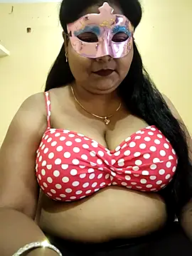 Snapshot of LustyBhabhi chatting on 09-15-25, 06:57 LustyBhabhi online show from 09-15-25, 06:57