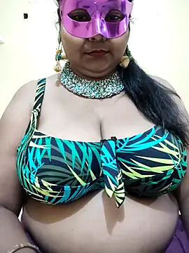 Snapshot of LustyBhabhi chatting on 10-02-25, 04:36 LustyBhabhi online show from 10-02-25, 04:36