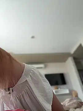 AndreaMood online show from 12-14-25, 02:39