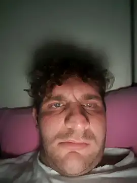 Snapshot of michemichemiche8 chatting on 10-20-25, 08:09 michemichemiche8 online show from 10-20-25, 08:09