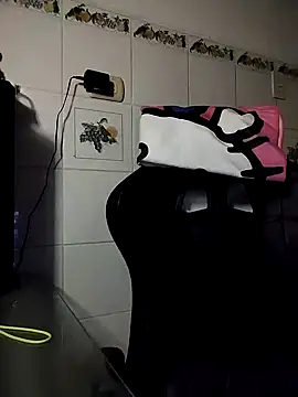 Snapshot of StarSex22 chatting on 01-11-25, 07:17 StarSex22 online show from 01-11-25, 07:17