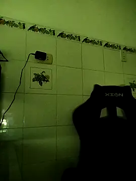 Snapshot of StarSex22 chatting on 01-22-25, 08:07 StarSex22 online show from 01-22-25, 08:07