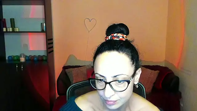 Arianasweety23 online show from 01-05-25, 12:21