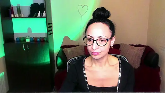 Arianasweety23 online show from 01-10-25, 09:55