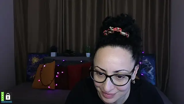 Arianasweety23 online show from 03-04-25, 09:32