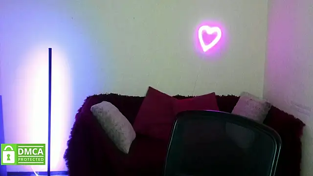 Arianasweety23 online show from 10-25-25, 11:29