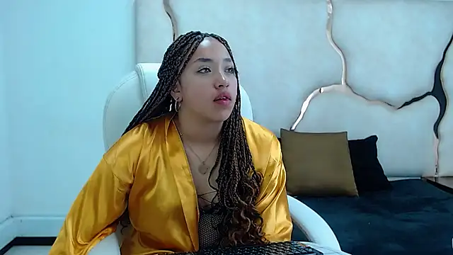 IsabellRodriguez18 online show from 01-22-25, 07:25