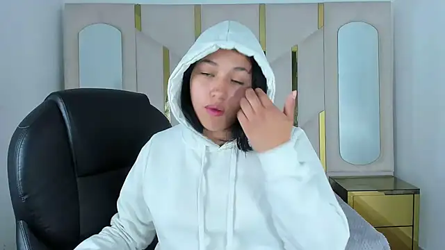 IsabellRodriguez18 online show from 09-24-25, 03:21