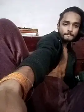 Snapshot of IamRentedBoybfriend chatting on 01-07-25, 03:24 IamRentedBoybfriend online show from 01-07-25, 03:24