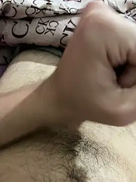 Snapshot of bigtb310 chatting on 12-26-24, 10:31 bigtb310 online show from 12-26-24, 10:31