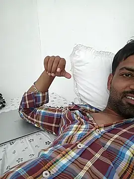 playboyz77 online show from 09-24-25, 05:00