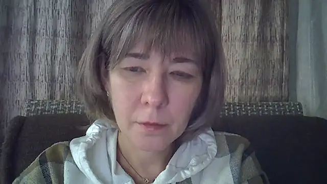 EllaJohnsonX online show from 01-05-25, 07:17