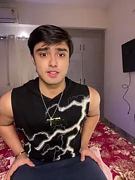 Snapshot of sunny49477 chatting on 11-08-25, 01:50 sunny49477 online show from 11-08-25, 01:50