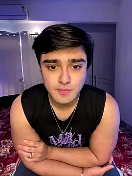 Snapshot of sunny49477 chatting on 12-20-25, 11:17 sunny49477 online show from 12-20-25, 11:17