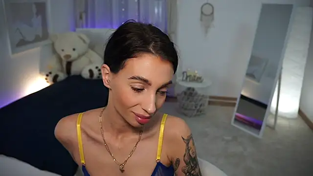 Laady Rosee online show from 01-19-25, 05:18