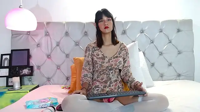 ravennocturne online show from 01-14-25, 02:00