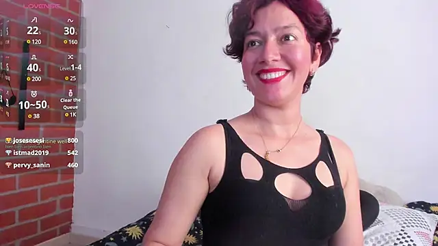Snapshot of Laura_hellss chatting on 03-04-25, 07:54 Laura hellss online show from 03-04-25, 07:54