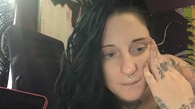 Snapshot of Eden_Darkskye chatting on 12-31-24, 06:46 Eden Darkskye online show from 12-31-24, 06:46