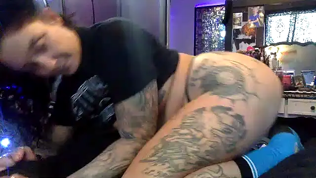 Snapshot of Eden_Darkskye chatting on 01-02-25, 06:34 Eden Darkskye online show from 01-02-25, 06:34