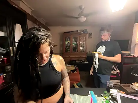 Snapshot of Eden_Darkskye chatting on 10-12-25, 09:30 Eden Darkskye online show from 10-12-25, 09:30